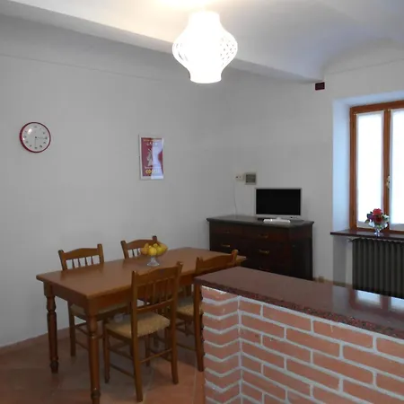 La Casa Del Bricco Apartmán Castellero